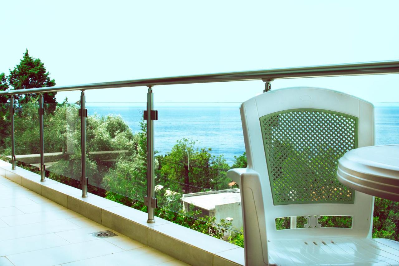 Apartment Superseaview Sutomore Exterior photo