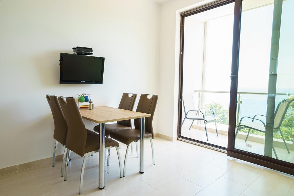 Apartment Superseaview Sutomore Exterior photo
